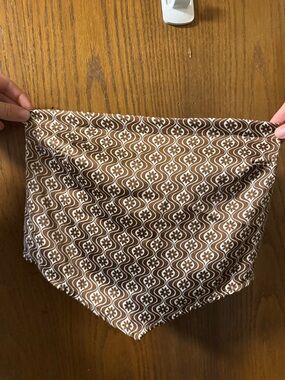 Hollister Brown and White Patterned Crop Top